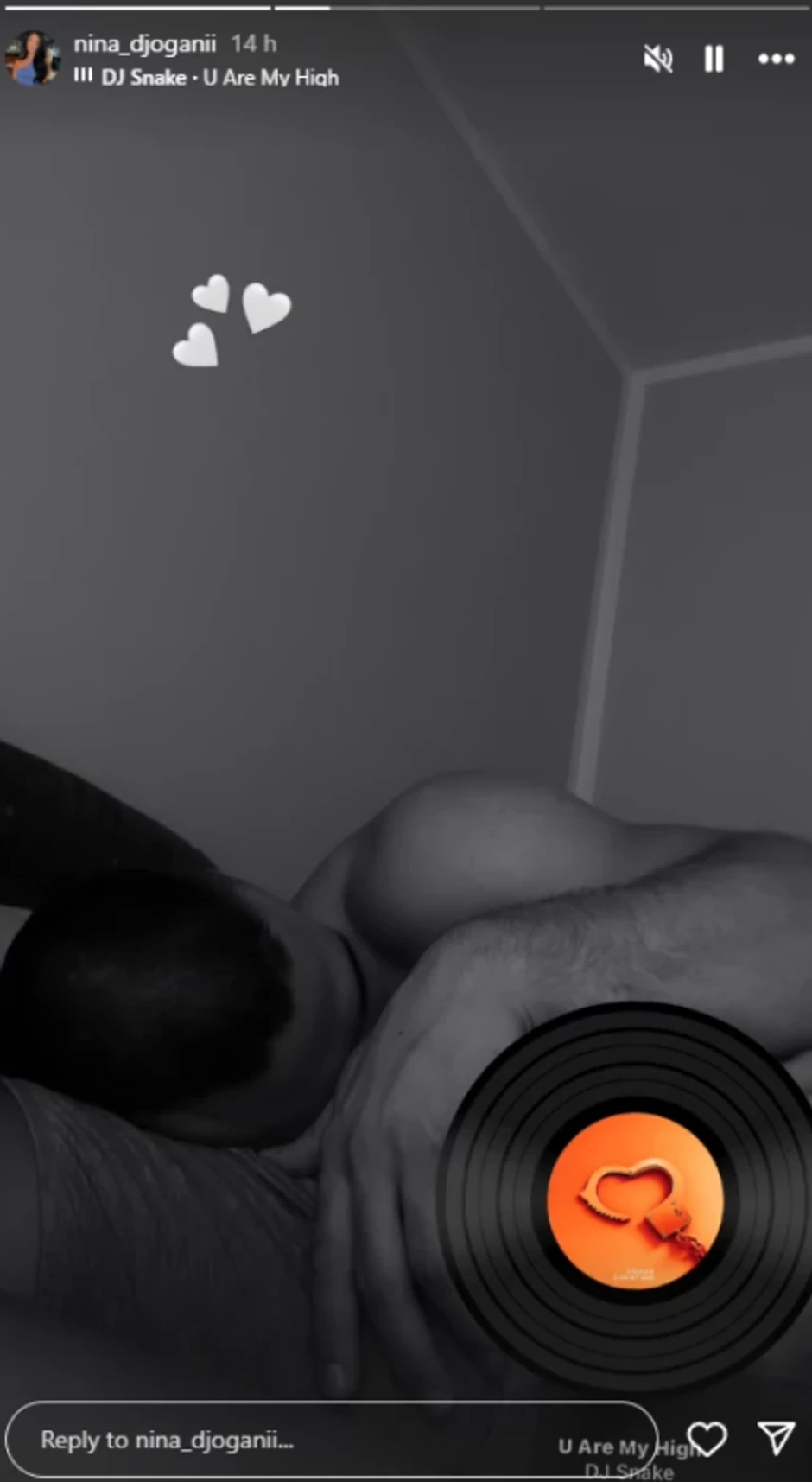 Nina Đogani sa dečkom