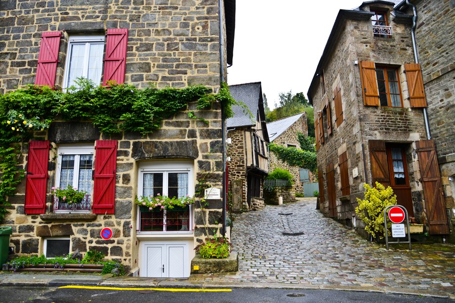 LE PORT DE DINAN