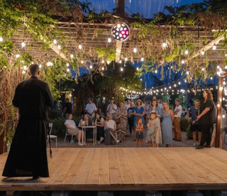 Klubokawiarnia ewangelizacyjna Cyrk Motyli przy Żurawiej 22 w Warszawie zamiast agencji towarzyskiej