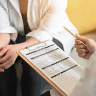 Nők segítségét kéri a Semmelweis a világ legnagyobb endometriózis-kutatásához