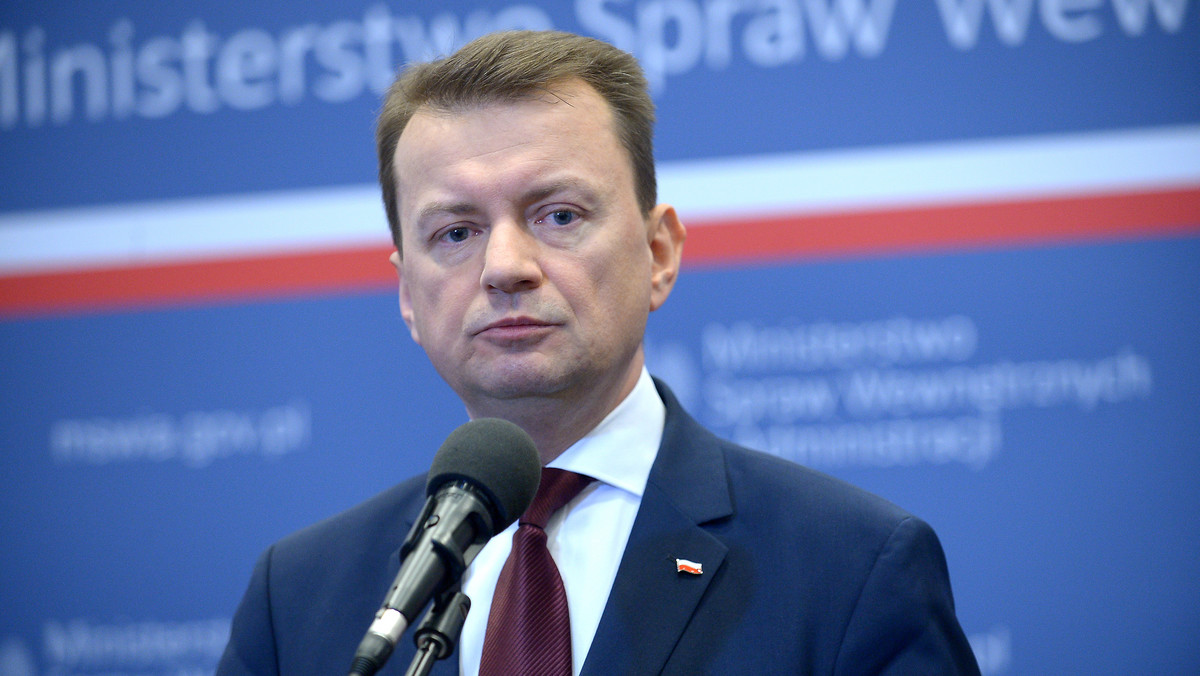 Minister Mariusz Błaszczak wyraził zadowolenie, że udało się sprowadzić do kraju Pawła K., który jest podejrzany o morderstwo Iwony Cygan. Błaszczak nazwał sprawę sprzed 19 lat "układem lokalnym" i "zmową milczenia". - Bezkompromisowość polskiej policji i obecnych władz powoduje, że te układy przełamujemy - podkreślił minister podczas wspólnej konferencji z komendantem głównym policji Jarosławem Szymczykiem.