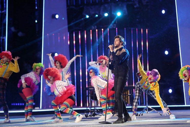 Alvaro Soler podczas Sylwestra z Dwójką w Zakopanem