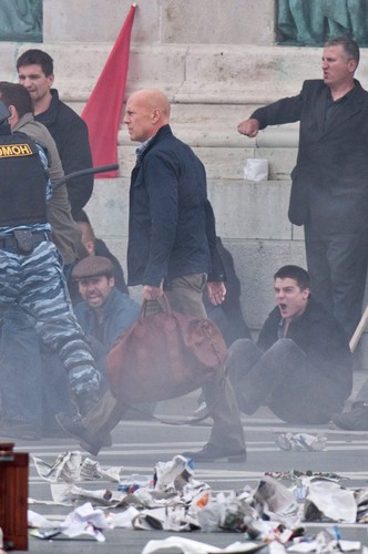 Bruce Willis na planie 'Szklanej pułapki 5'