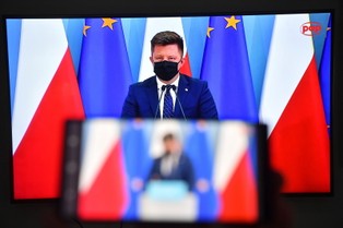 Szczepienia na Covid-19. Dworczyk: Dodatkowe pół miliona terminów na kwiecień