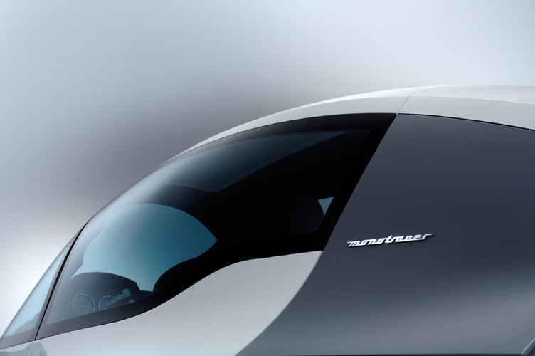 Ma kabinę więc deszcz kierowcy nie straszny