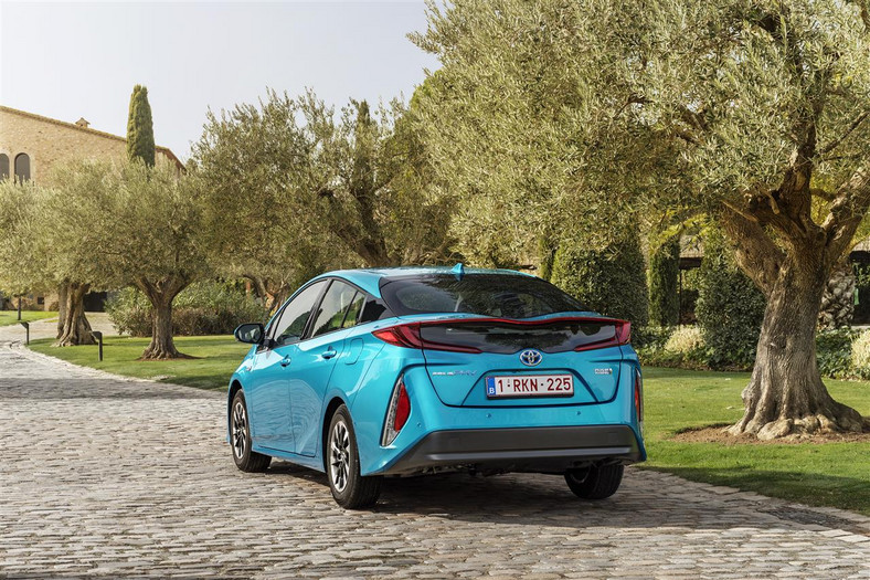 Toyota Prius - hybryda plug-in w dobrej cenie