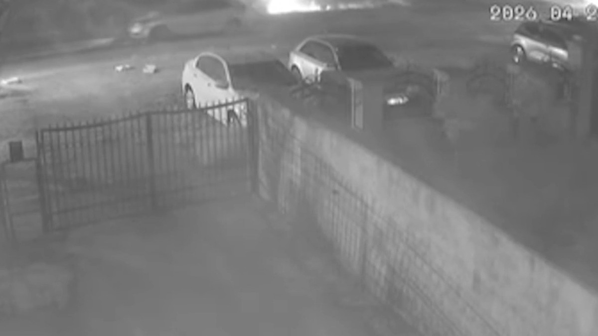 Teška nesreća u Bečmenu: Audi se zakucao u traktor, čuli se jezivi zvukovi kočenja