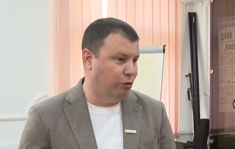 Nikola Prica Crveni krst