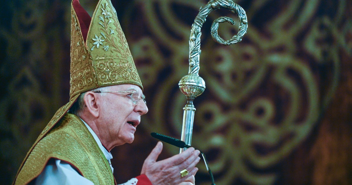 Abp Jędraszewski: Ludzie płaczą nie mogąc odmawiać koronki z TVP