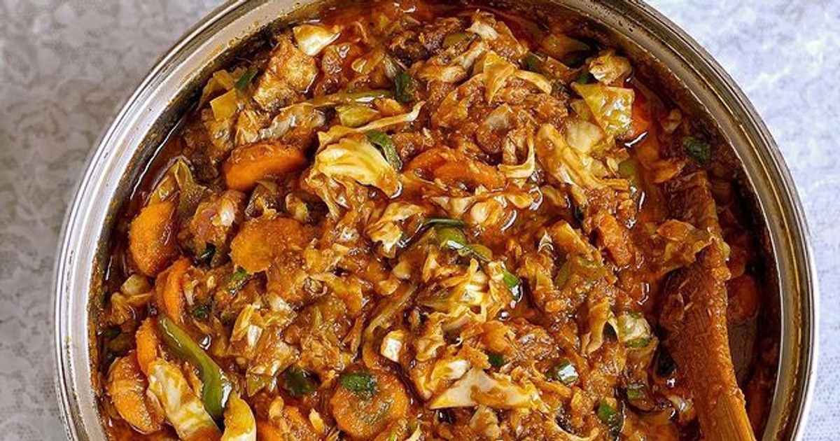 How to make cabbage stew using palm oil Pulse Ghana
