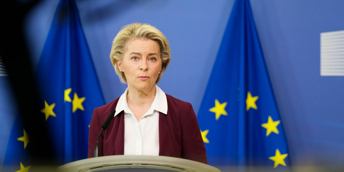 Środowe przemówienie Ursuli von der Leyen w europarlamencie zdominowała pandemia. Ale szefowa KE mówiła również o ochronie praworządności i sytuacji na polsko-białoruskiej granicy. 