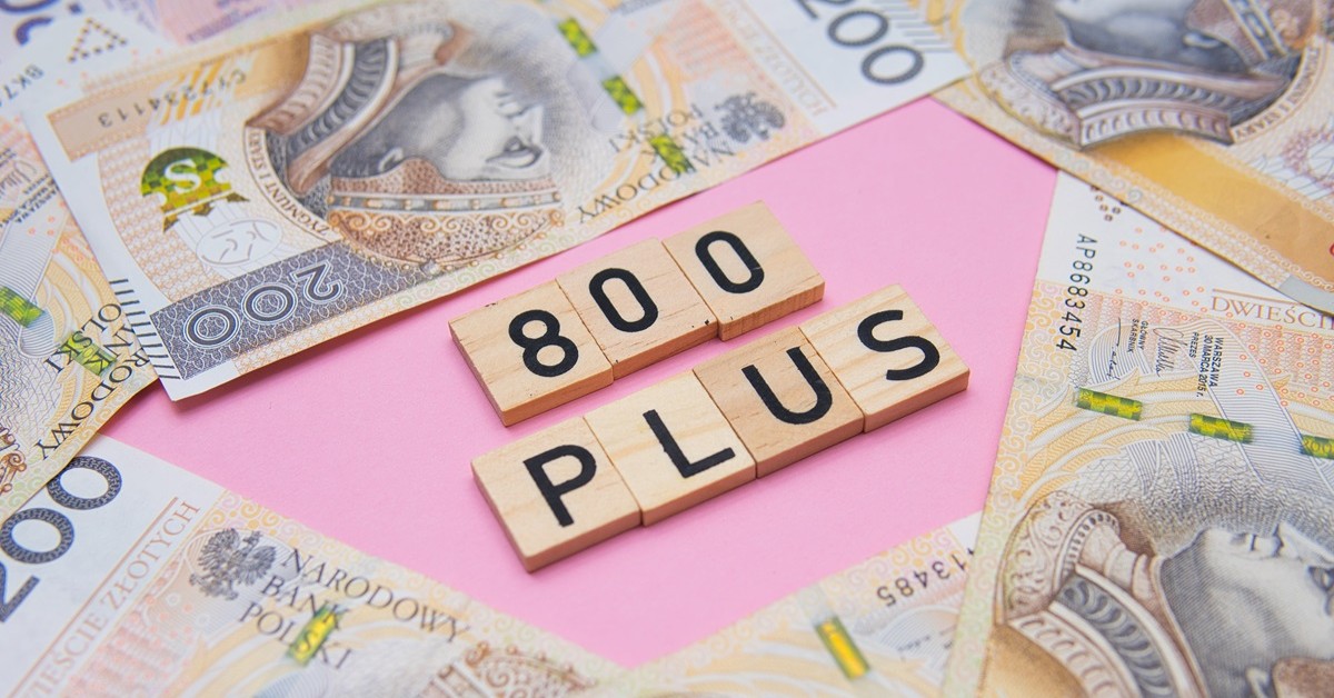 Changes in 800 plus payments. ZUS postpones transfer deadlines. erstwhile   will the money scope   parents?