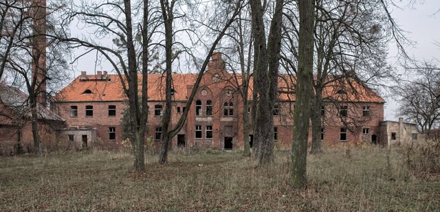 Opuszczony szpital psychiatryczny w Owińskach pod Poznaniem