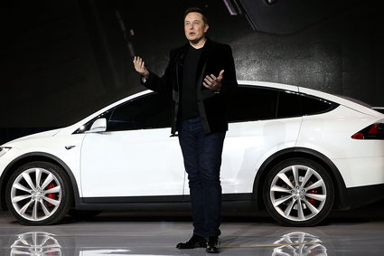 Nowy plan Elona Muska – flota autonomicznych samochodów, które przyjeżdżają na żądanie