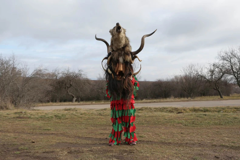 Obeležavanje Surve u selu kod Pernika, Bugarska