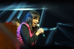 Charyzmatyczna osobowość, niesamowity głos. Gdy umierała, ludzie mijali ją obojętnie