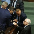 Fatalny sondaż dla PiS. Polacy przestają wierzyć w rządową narrację