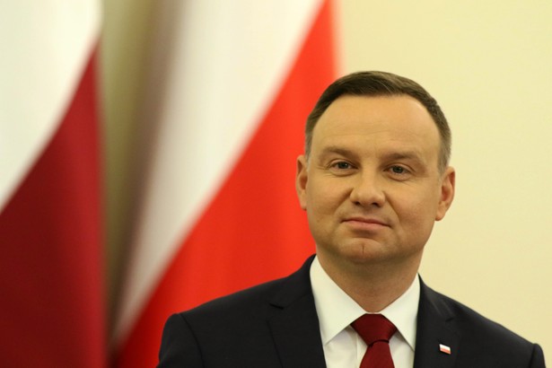 Zdziwiłbym się, gdyby prezydent Andrzej Duda chciał budować w Polce partię prezydencką - powiedział poseł PiS Jacek Sasin