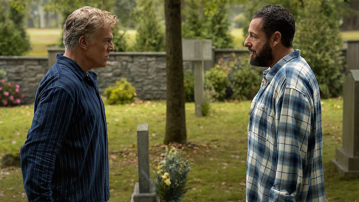 Christopher McDonald i Adam Sandler w filmie "Farciarz Gilmore 2"