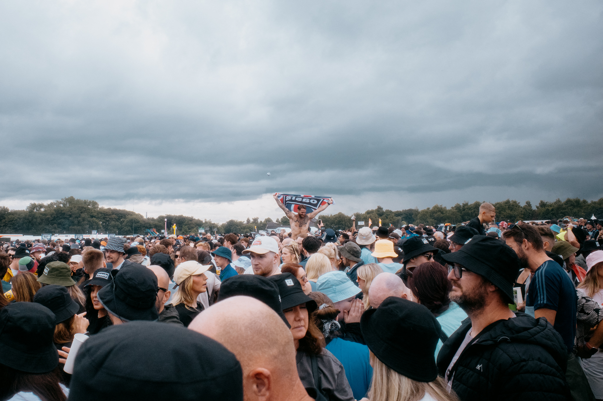 Oasis return to London tonight after 16 years at Wembley