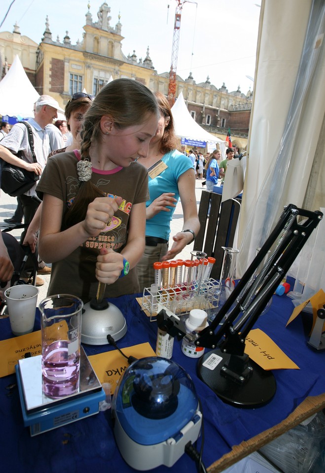 KRAKÓW RYNEK FESTIWAL NAUKI