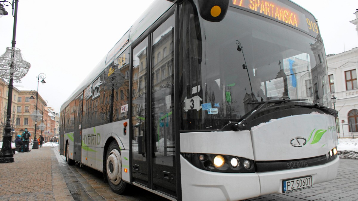 Pierwszy w naszej komunikacji autobus o napędzie hybrydowym ma jeszcze w tym roku wyruszyć na ulice Szczecina.