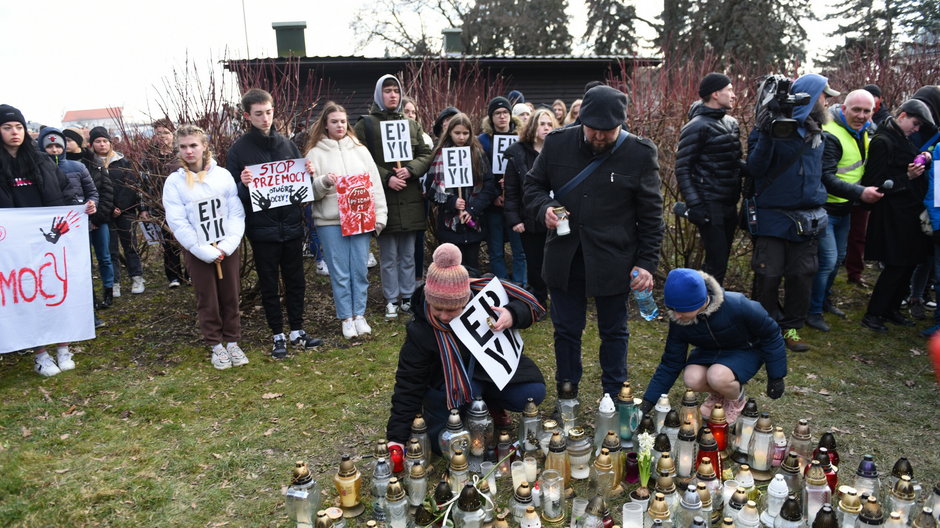  Marsz przeciw przemocy w Zamościu po śmiertelnym pobiciu Eryka