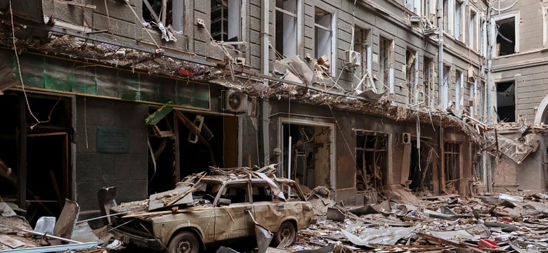 Rosjanie zrzucają na dzielnice mieszkaniowe niekierowane bomby burzące FAB-500