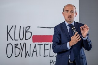 'UE musi postawić Polsce ultimatum'. Dwóch senatorów PO odcina się od słów Borysa Budki w 'Die Zeit'