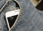 Why men need to stop putting their phones in their pocket