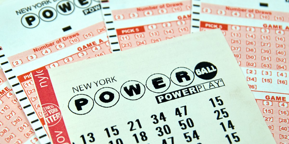 Powerball to bardzo popularna gra losowa w USA