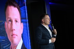 "Miasto bez wizji, bez nadziei". Mentzen krytykuje rządy obecnego prezydenta Torunia