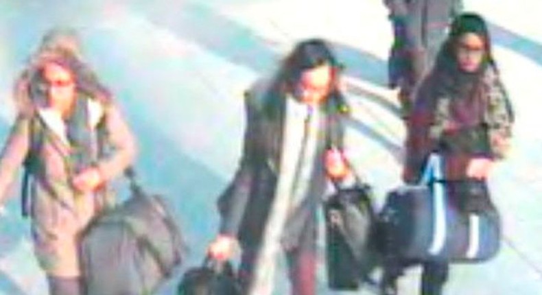 British teenage girls Amira Abase, Kadiza Sultana and Shamima Begun (L-R) walk through Gatwick airport before they boarded a flight to Turkey on February 17, 2015, in this still handout image taken from CCTV and released by the Metropolitan Police on February 22, 2015.  REUTERS/Metropolitan Police/Handout via Reuters