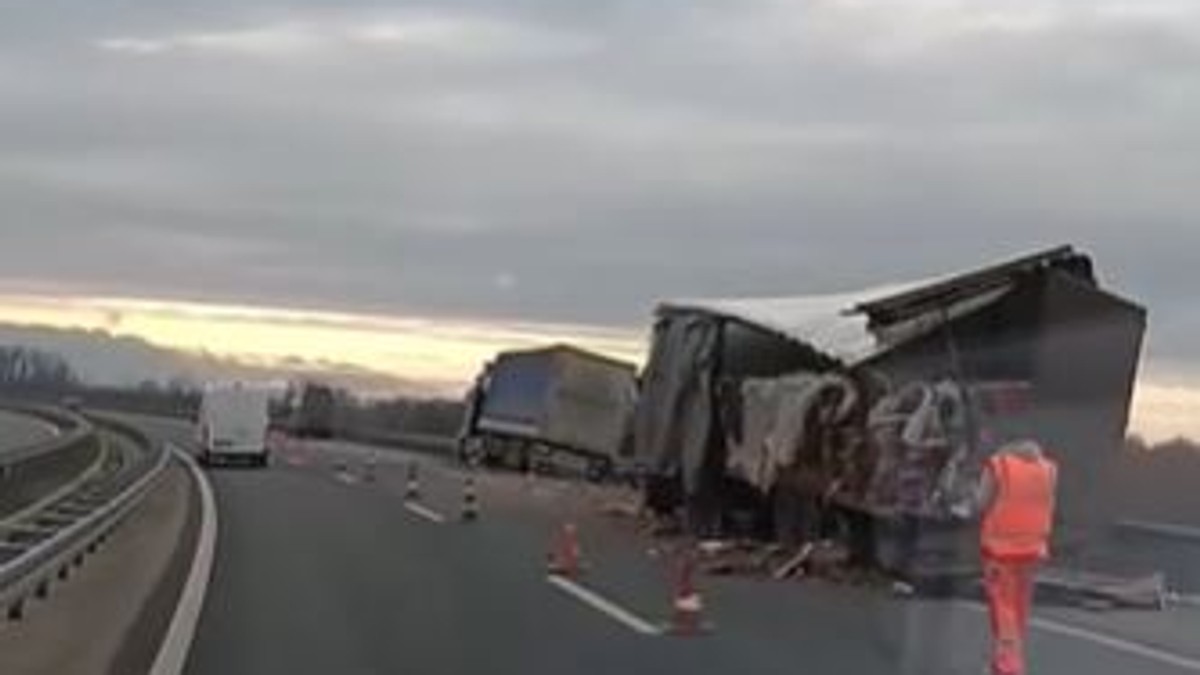 Teška nesreća na autoputu Miloš Veliki