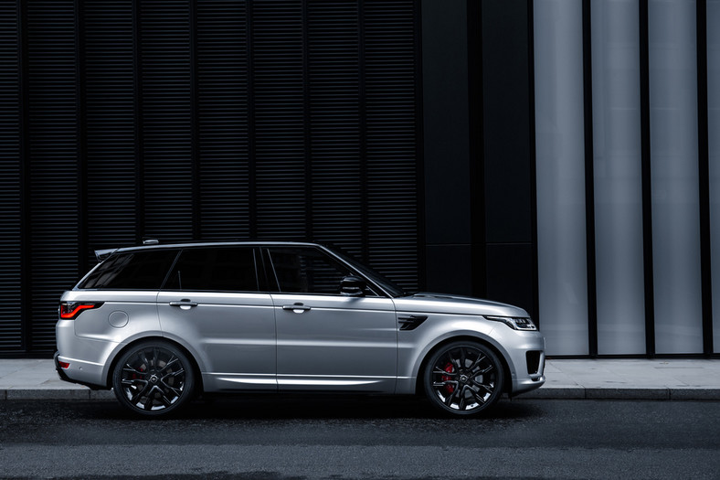 RANGE ROVER SPORT HST z nowym silnikiem