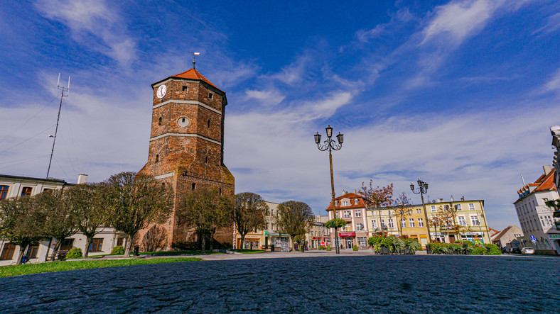 Żnin - rynek z wieżą ratuszową z XV w.