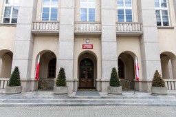 Miliard na reklamę, wydatki bez kontroli. Raport NIK