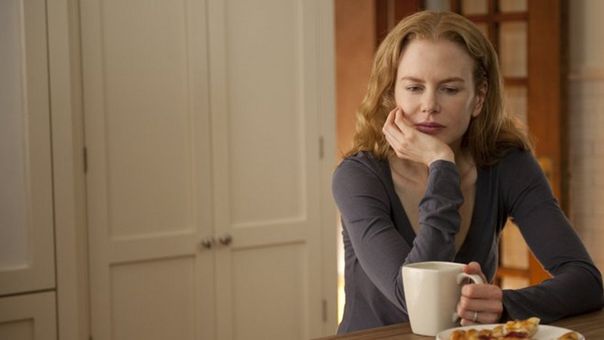 Nicole Kidman i jej partner z producenckiej firmy Blossom Films, Per Saari, przymierzają się do realizacji filmu "Love and Pain and the Whole Damn Thing". Będzie to remake komediodramatu Alana Pakuli z 1973 roku znanego pod tytułem "Miłość i ból i cała ta cholerna reszta".