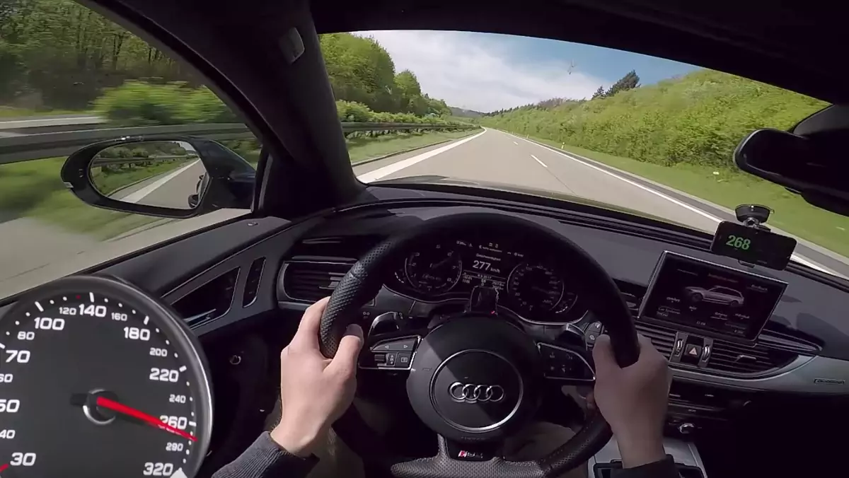 750-konne Audi RS 6 od 0 do 300 km/h