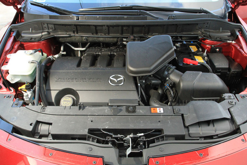 Mazda CX-9 - SUV na rodzinne podróże