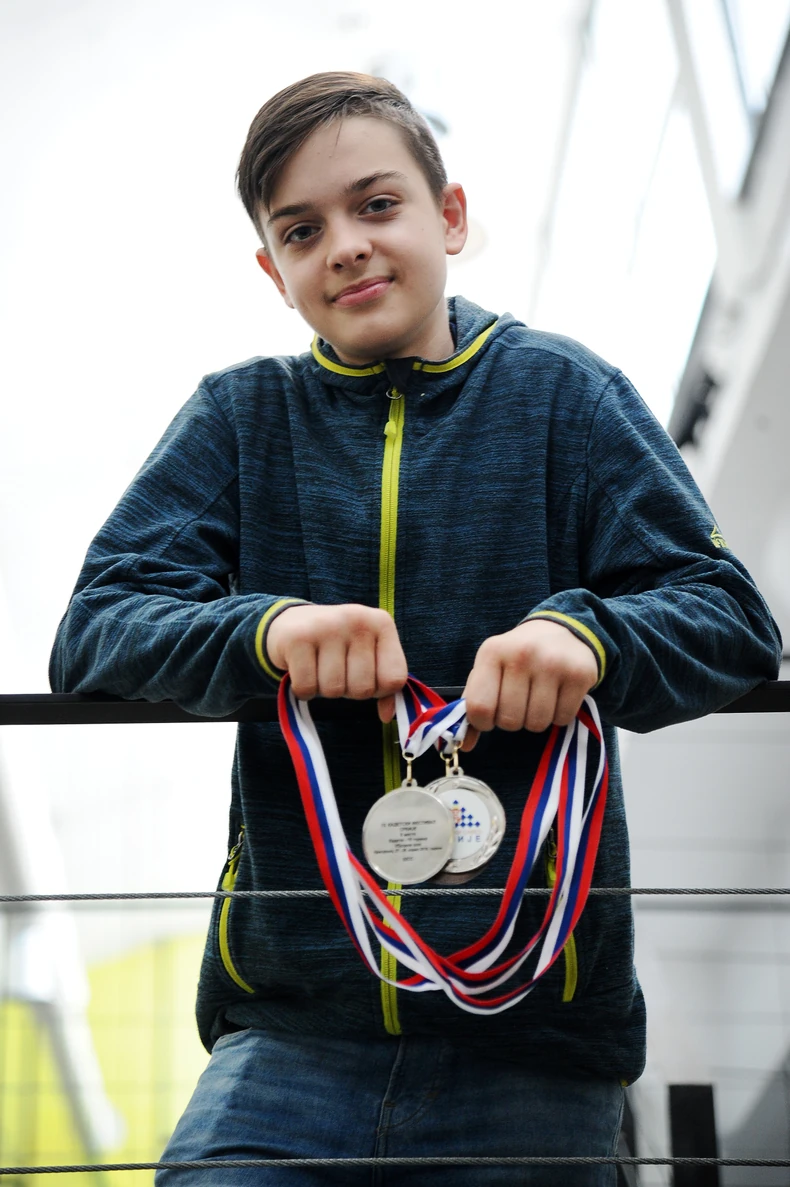 Vuk Damjanović sa medaljama