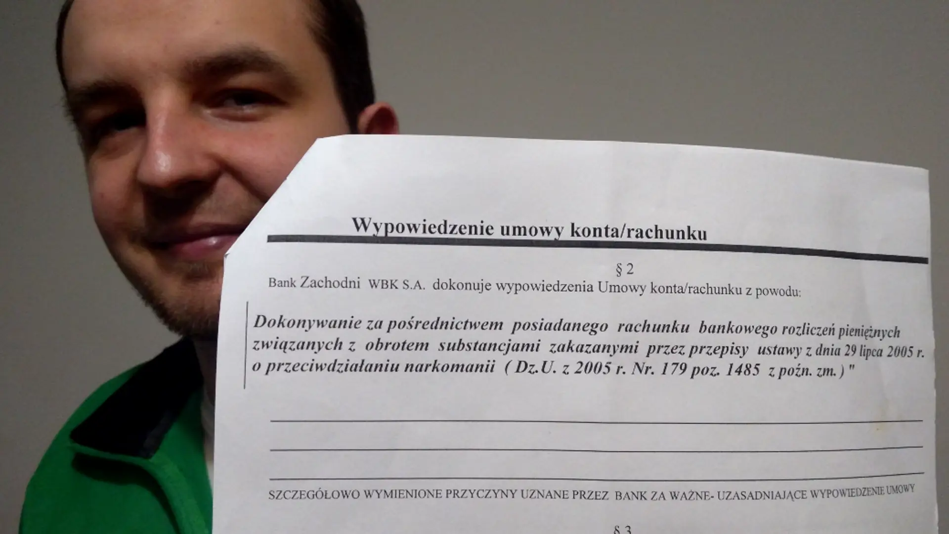 Wypowiedzieli mu rachunek w banku, bo prowadzi restaurację, w której do gotowania używa konopi