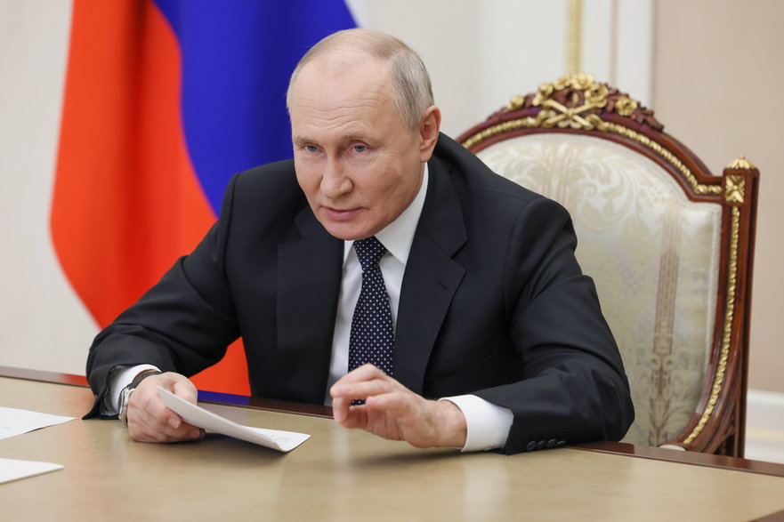 Konferencja prasowa, na której Władimir Putin ogłosił, że rosyjska gospodarka "całkowicie otrząsnęła się" z sankcji, 18 września 2023 r.