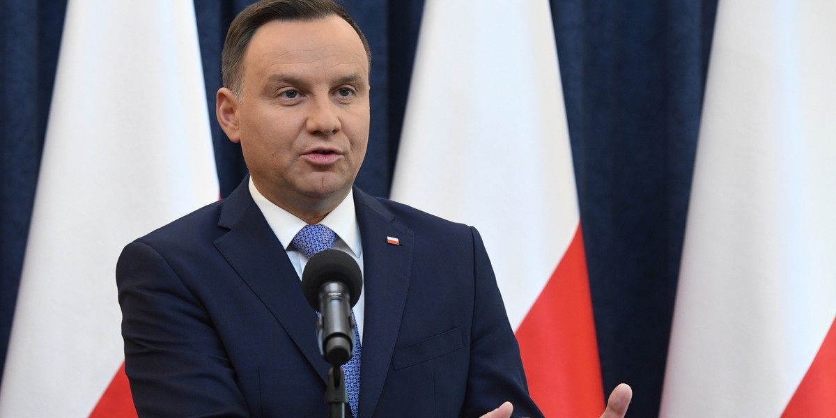 Prezydent Andrzej Duda w piątek, 31 marca, podpisał kilka ustaw, m.in. nowelizację ustawy o obrocie instrumentami finansowymi