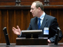 "Ten spot to kolejna żenada PiS"