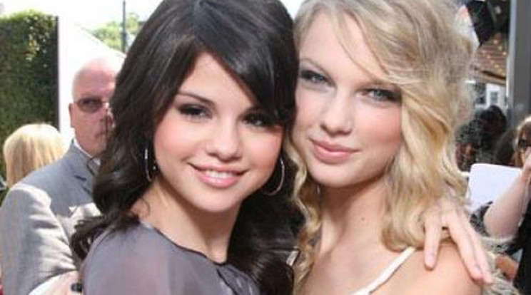 Taylor Swift könyörög Selena Gomeznek