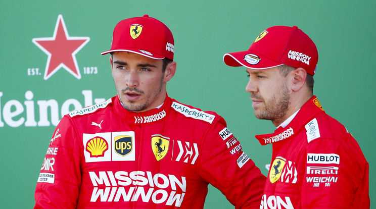 Charles Leclerc (balra) és Sebastian Vettel a Ferrari-csapat tagjai, de egymás ellen is dolgoznak /Fotó: MTI/EPA/Diego Azubel