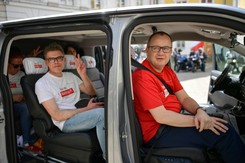 'Tour de konstytucja'. Bus ma odwiedzić 130 miast w Polsce