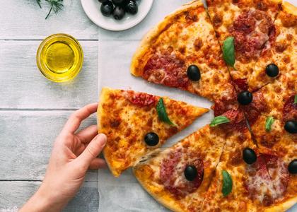 Promocje pizzeria Dominium - Trendy i inspiracje - Newsweek.pl