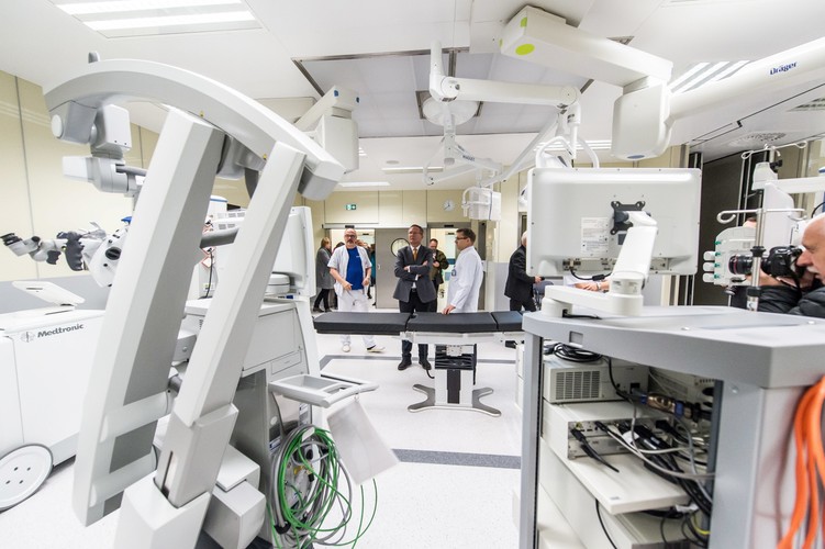 NOWY BLOK OPERACYJNY W WOJSKOWYM SZPITALU